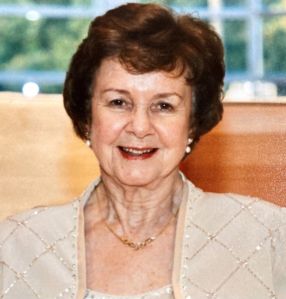 Nonnie Dahl Craychee